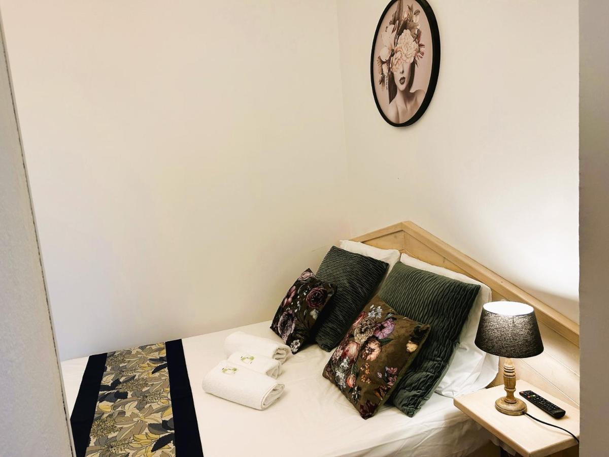 Gabrielle Hotel Егин Стая снимка
