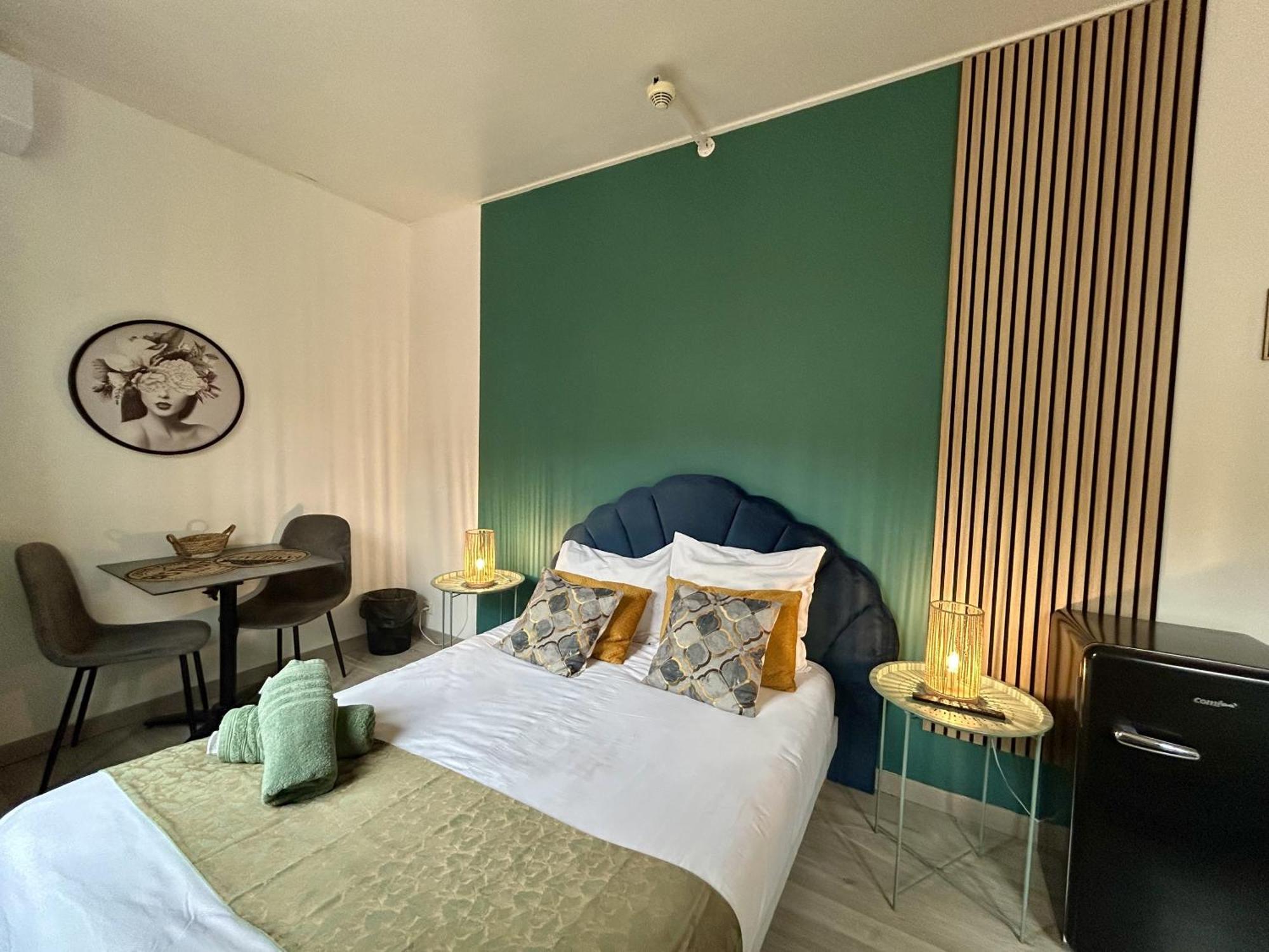 Gabrielle Hotel Егин Стая снимка